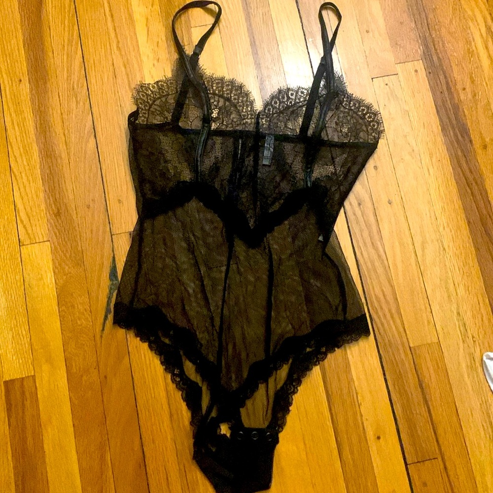 Intimissimi bodysuit lace black never worn